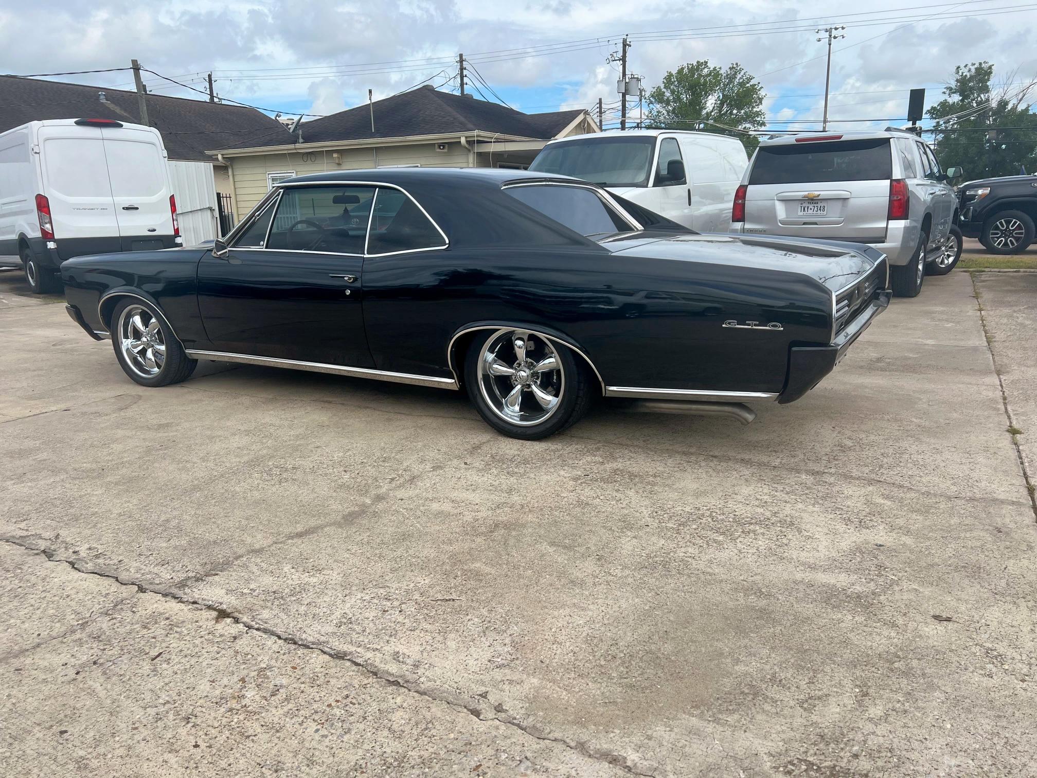 PONTIAC GTO 1966 black   242176Z116279 photo #4