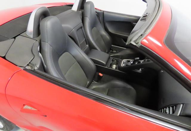 2017 JAGUAR F-TYPE - SAJWA6ET7H8K36740