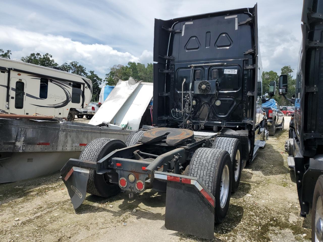 Lot #3191398882 2015 FREIGHTLINER CASCADIA 1