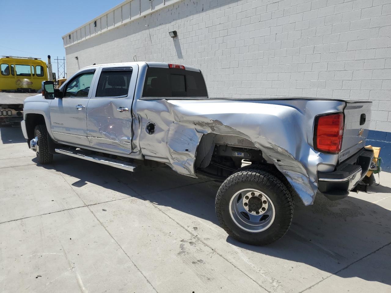 CHEVROLET SILVERADO K3500 LTZ