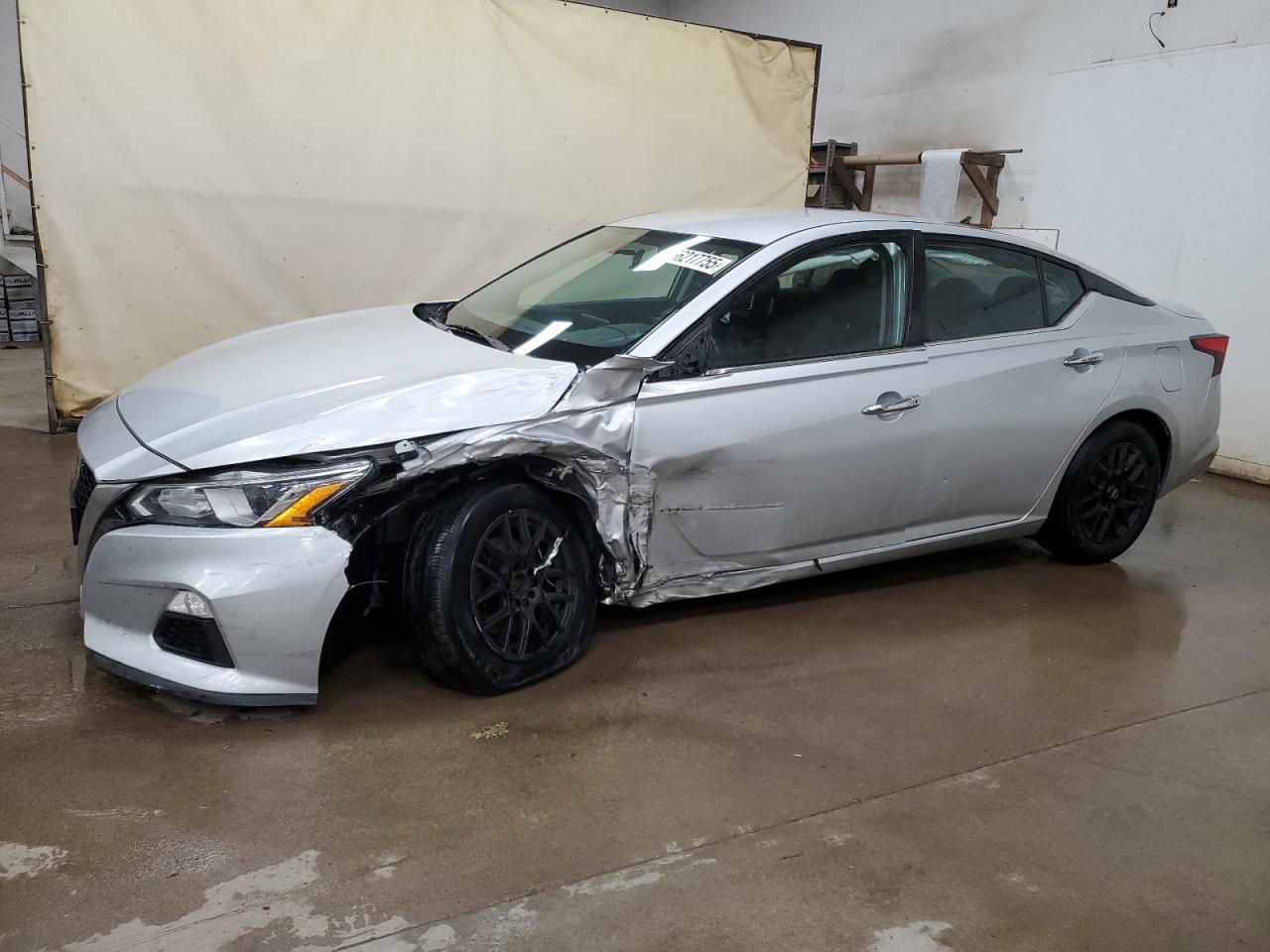 NISSAN ALTIMA S