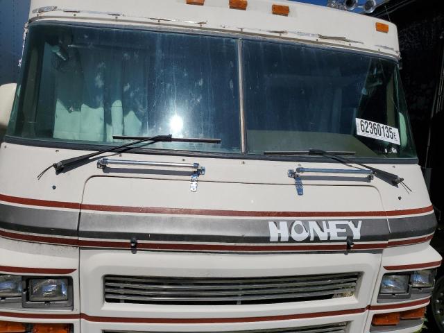 Global Auto Auctions: 1986 HONEYBEE MOTORHOME