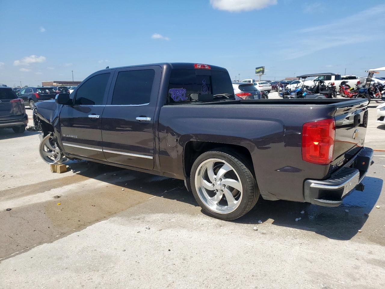 CHEVROLET SILVERADO C1500 LTZ