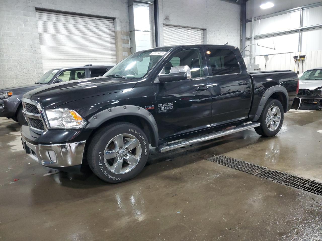 RAM 1500 SLT