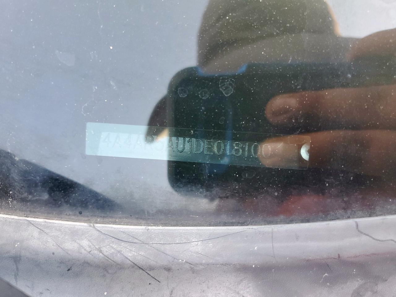 MITSUBISHI OUTLANDER LE