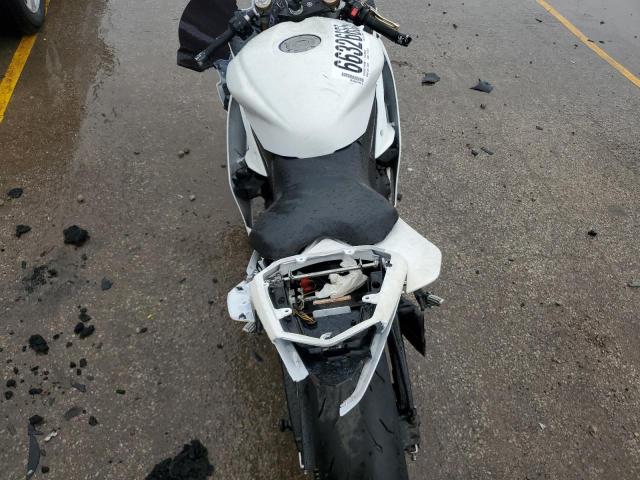 2015 YAMAHA YZFR6 JYARJ16E3FA033120