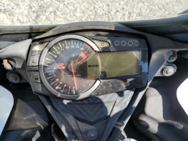 2011 SUZUKI GSX-R600 JS1GN7FA4B2101049