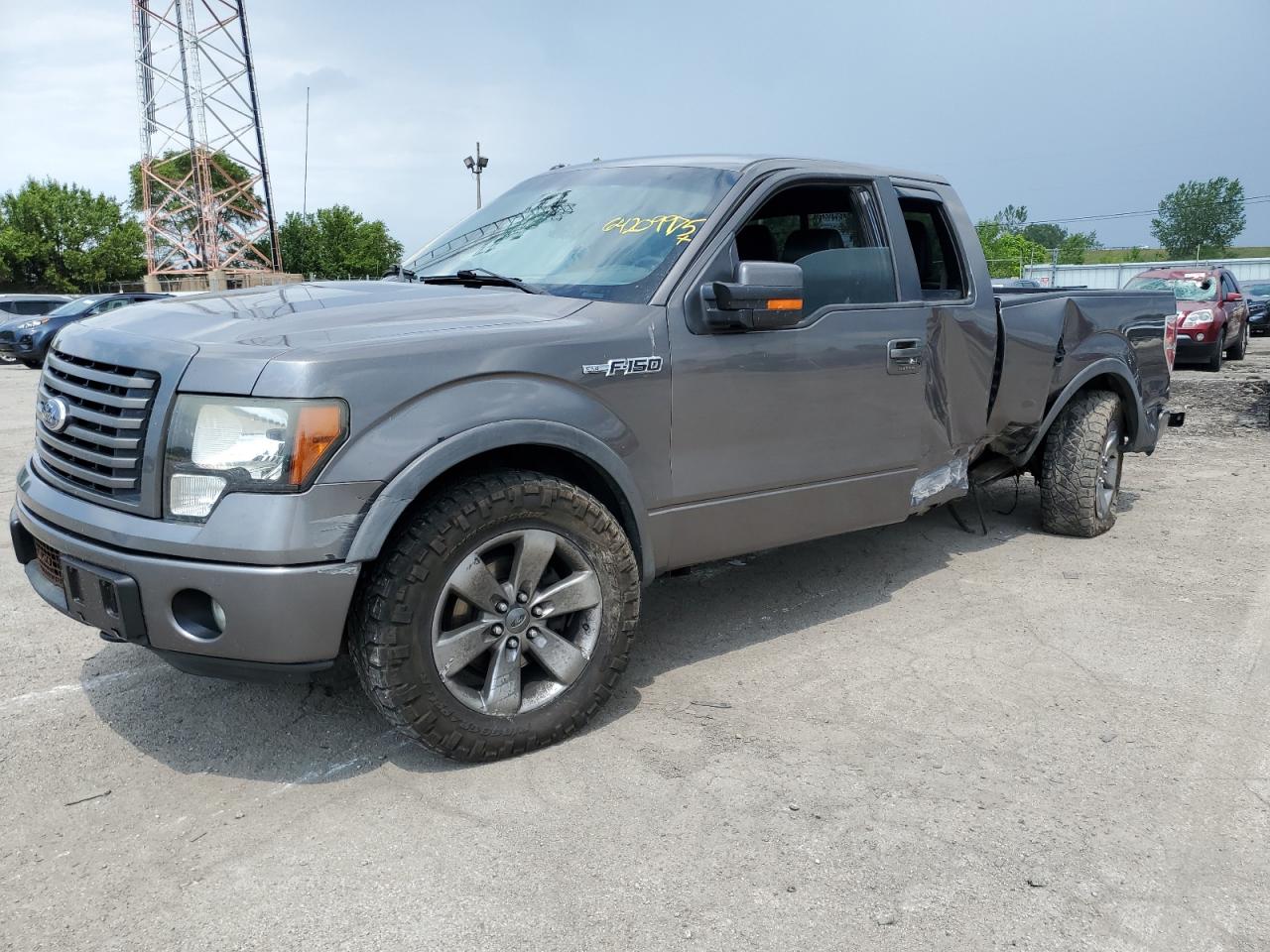 FORD F-150 SUPER CAB