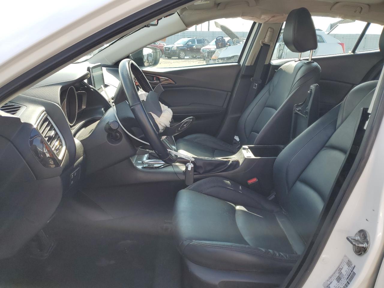 MAZDA 3 GRAND TOURING