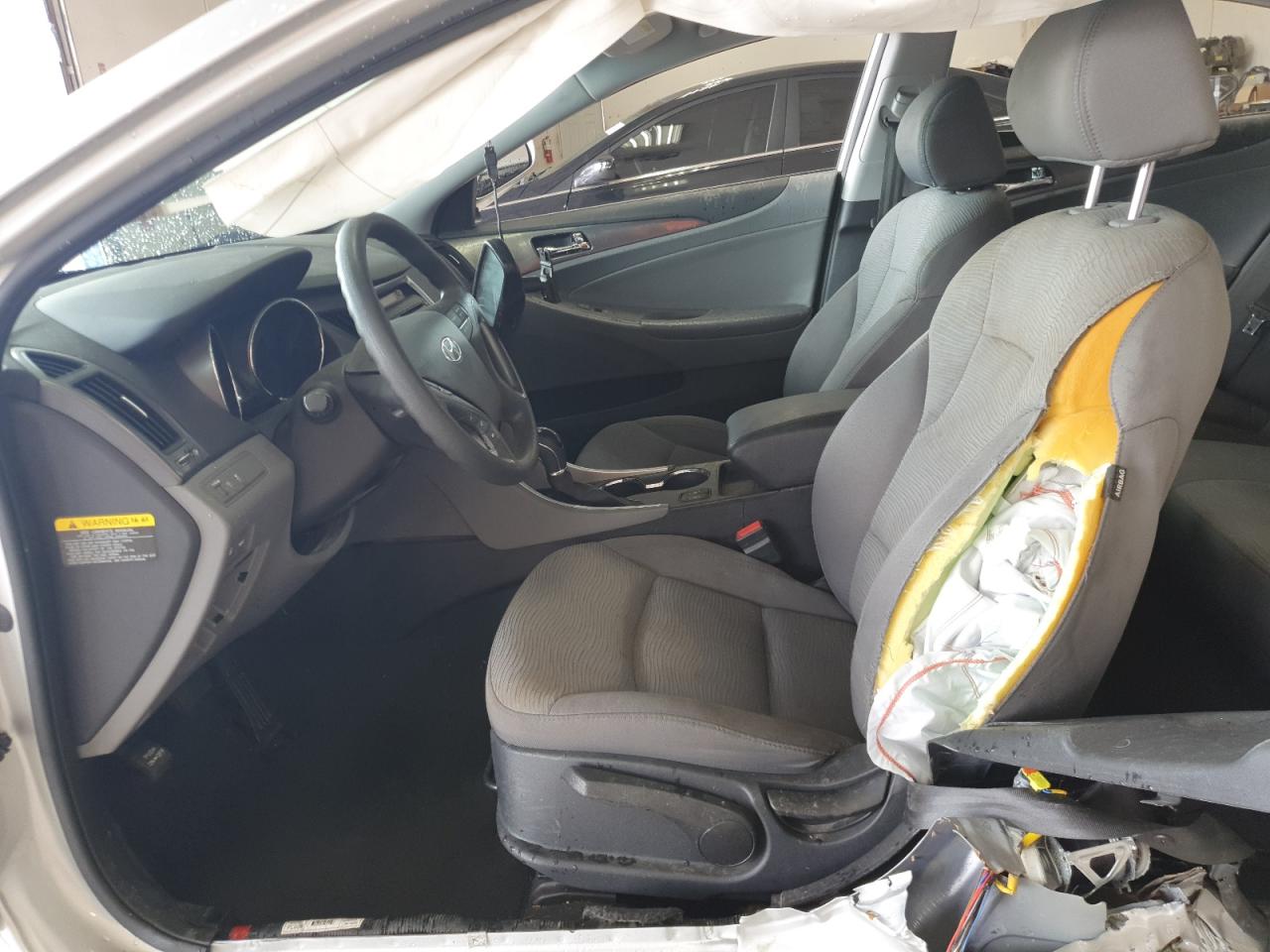 HYUNDAI SONATA HYBRID