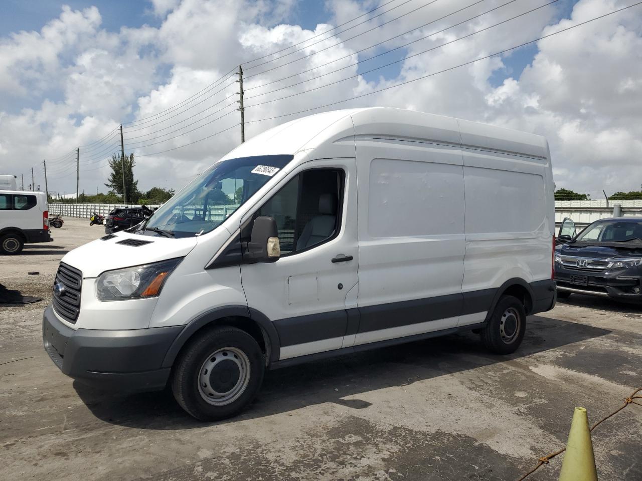 FORD TRANSIT T-250