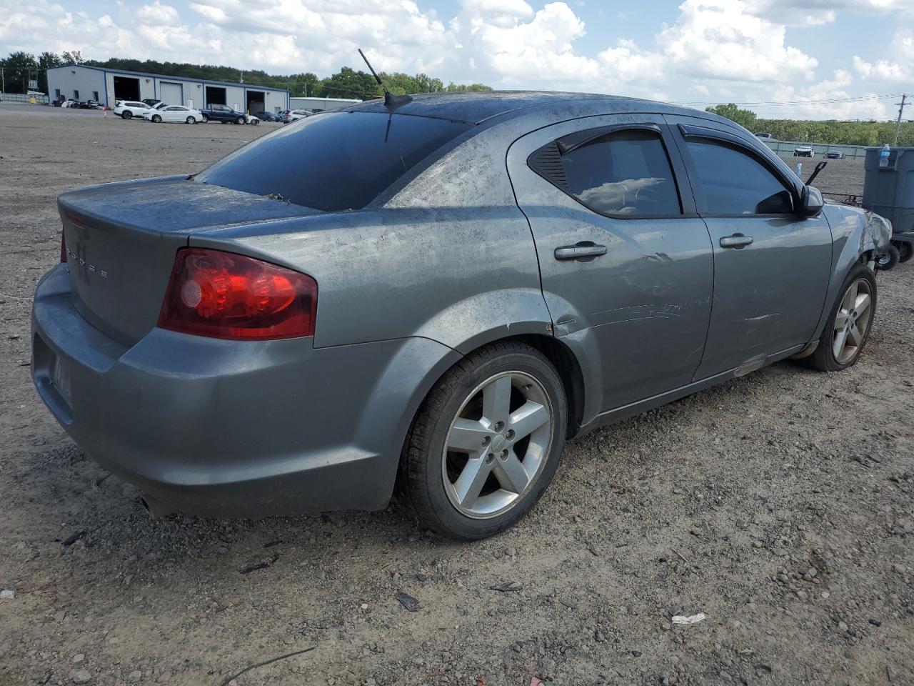 Lot #3317699076 2011 DODGE AVENGER LUX