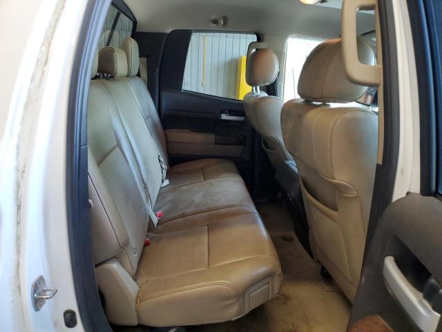 2010 TOYOTA TUNDRA DOU - 5TFBY5F15AX135000