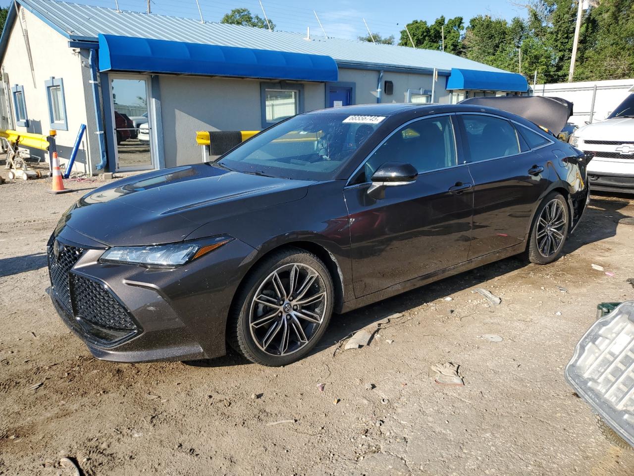 TOYOTA AVALON XLE