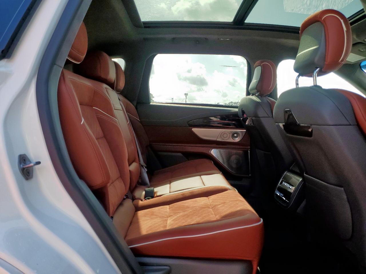 LINCOLN NAUTILUS BLACK LABEL