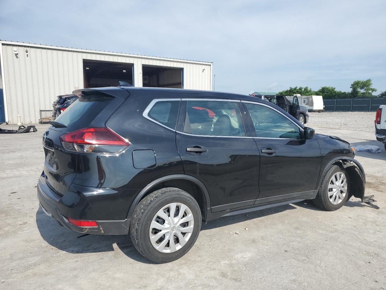 NISSAN ROGUE S