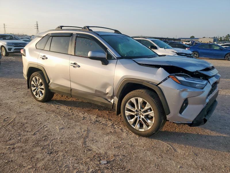 2024 TOYOTA RAV4 XLE P 2T3C1RFV2RC286896