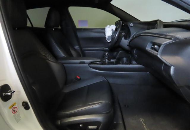 2019 LEXUS UX 200 JTHY3JBH4K2014363