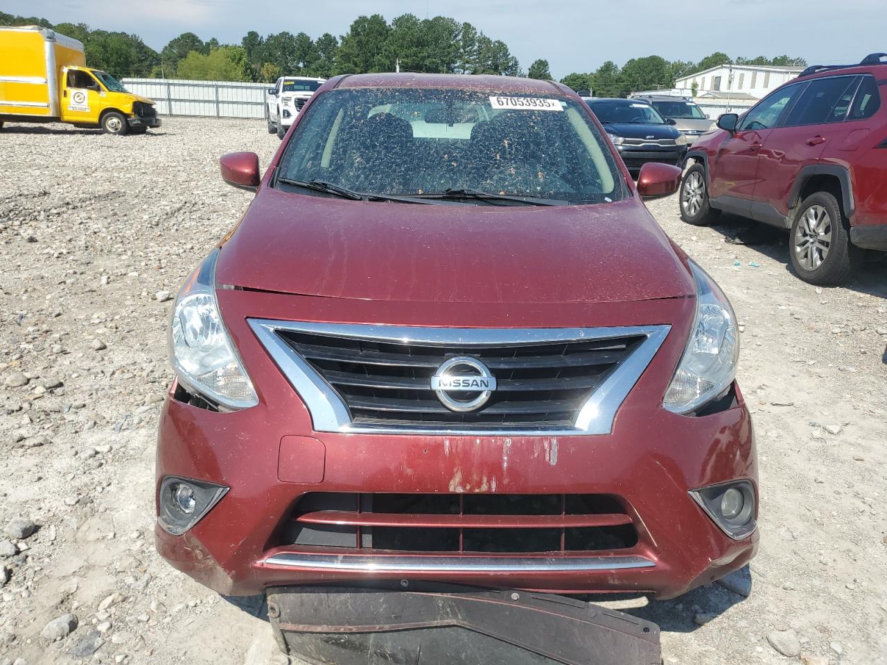 NISSAN VERSA S