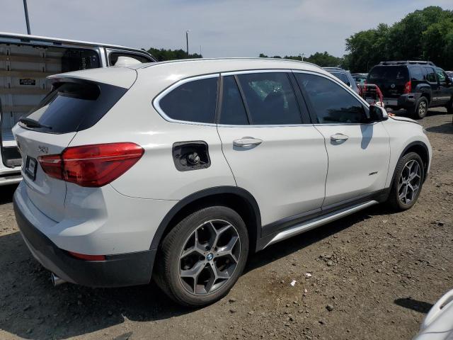 BMW X1 XDRIVE2 2018 white  gas WBXHT3C39J5F91943 photo #4