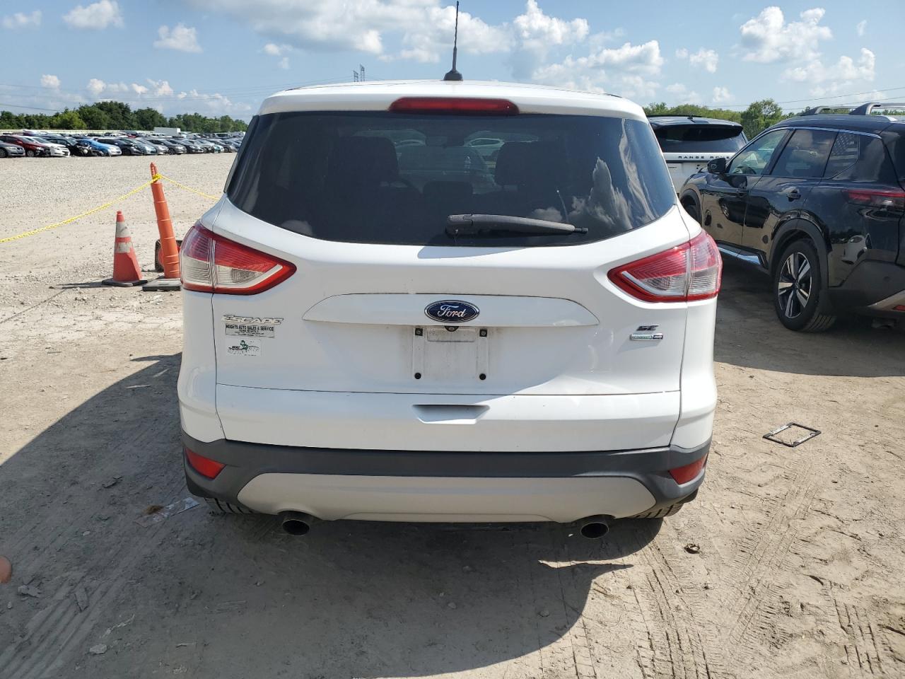 FORD ESCAPE SE