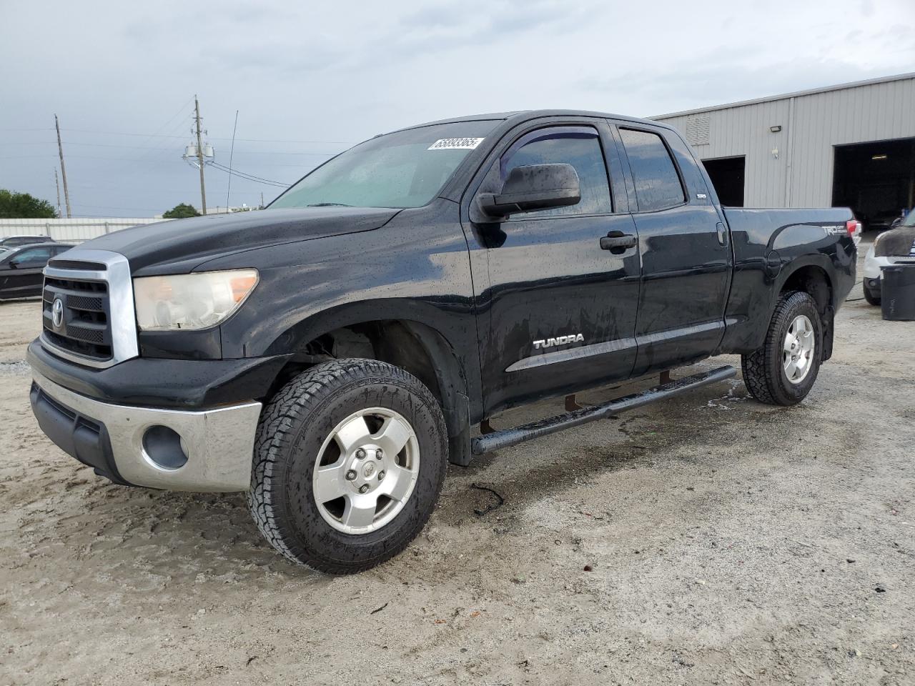 TOYOTA TUNDRA DOUBLE CAB SR5