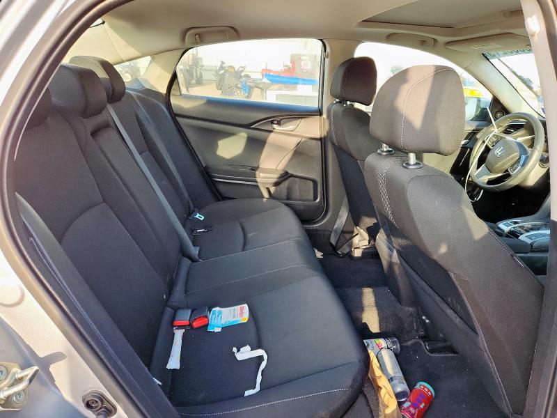 2018 HONDA CIVIC EX 2HGFC2F70JH577580