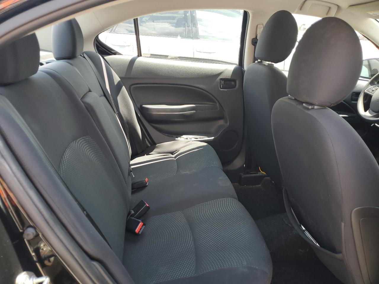 MITSUBISHI MIRAGE G4 ES