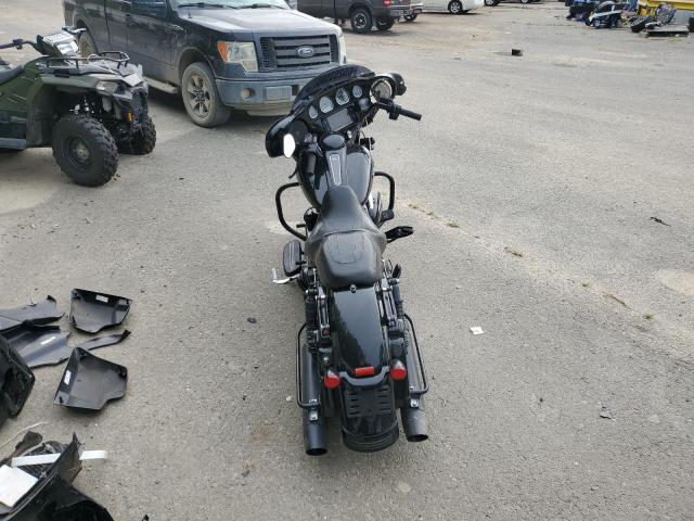 2018 HARLEY-DAVIDSON FLHXS STRE 1HD1KRC19JB670853