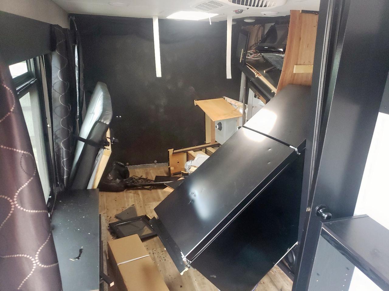 Lot #3269975995 2022 WILDWOOD GREY WOLF