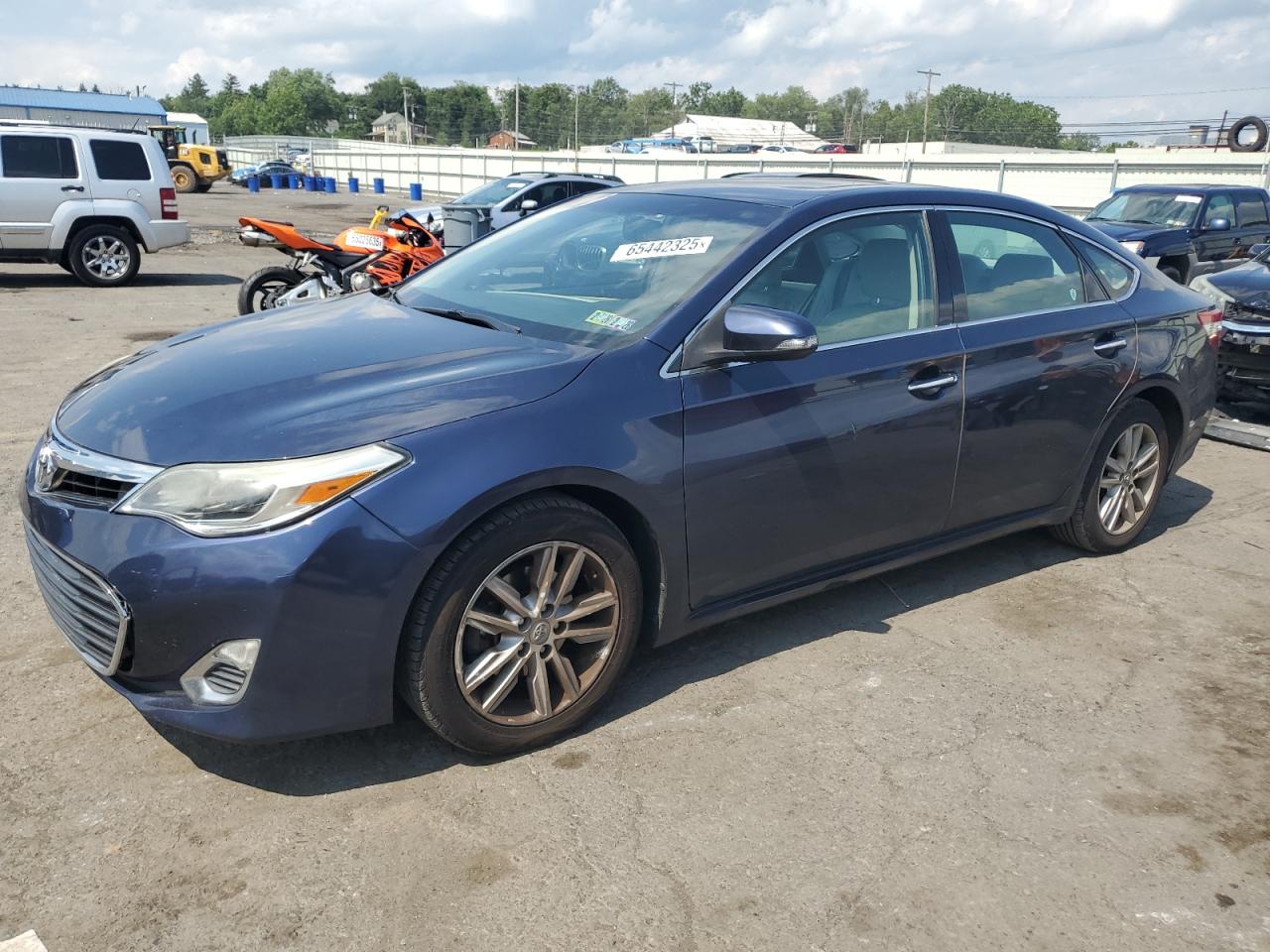 TOYOTA AVALON XLE