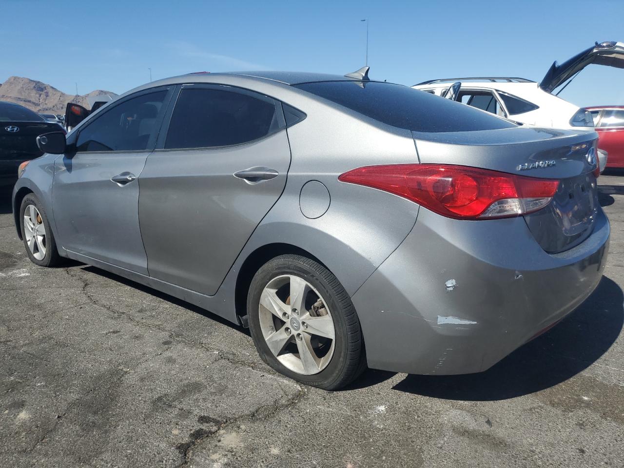 HYUNDAI ELANTRA GLS