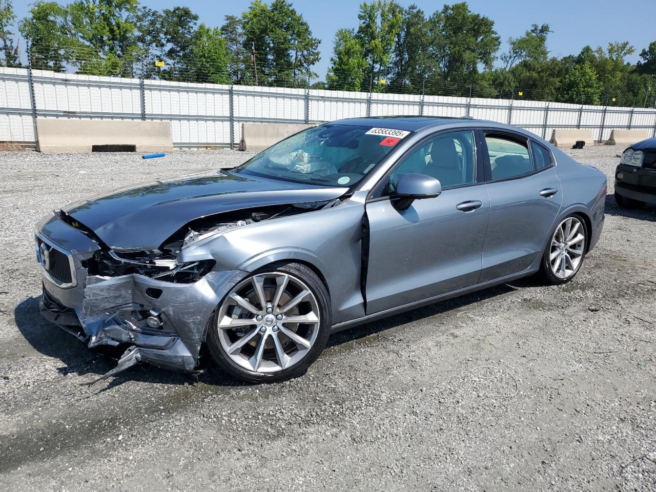 VOLVO S60 T5 MOMENTUM