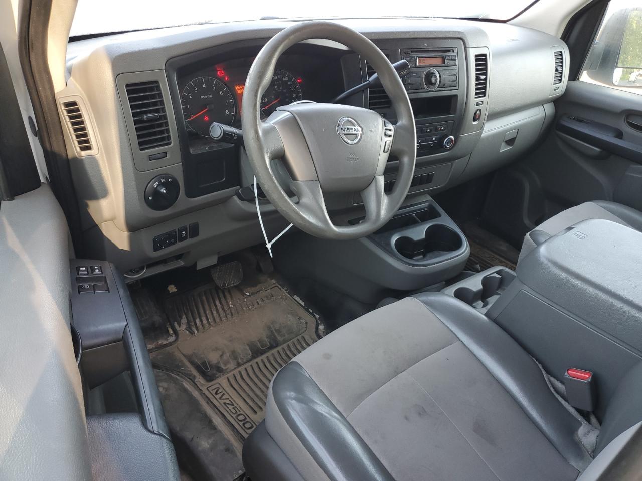 NISSAN NV2500 2500 S