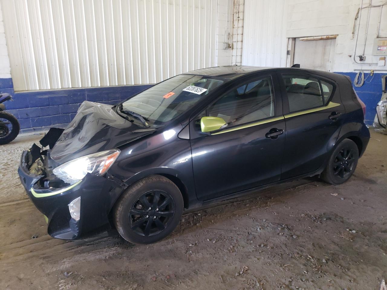 TOYOTA PRIUS C