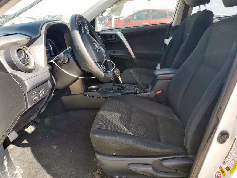 2015 TOYOTA RAV4 LE - JTMZFREV2FJ056104