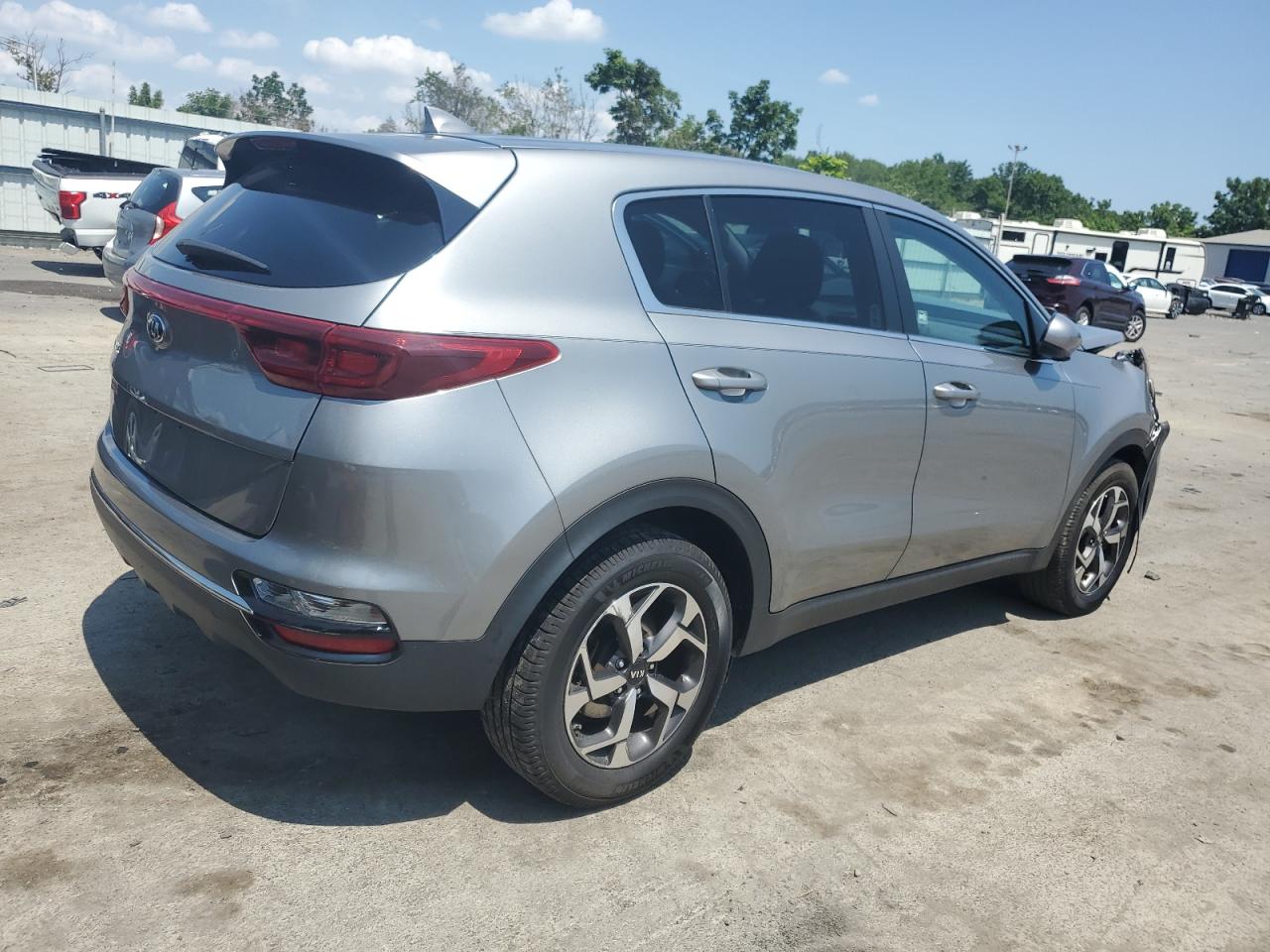 KIA SPORTAGE LX