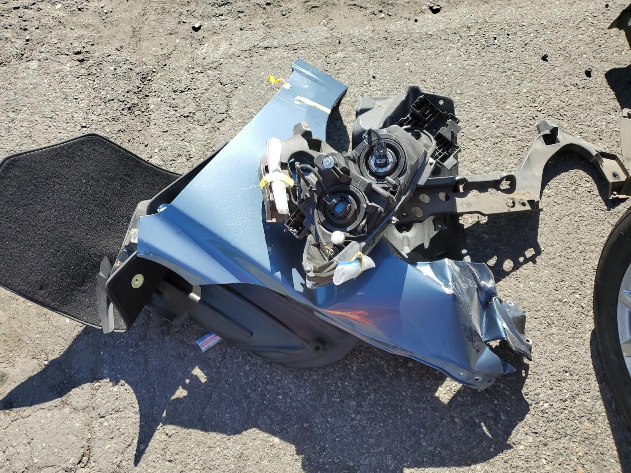 MAZDA 3 GRAND TOURING