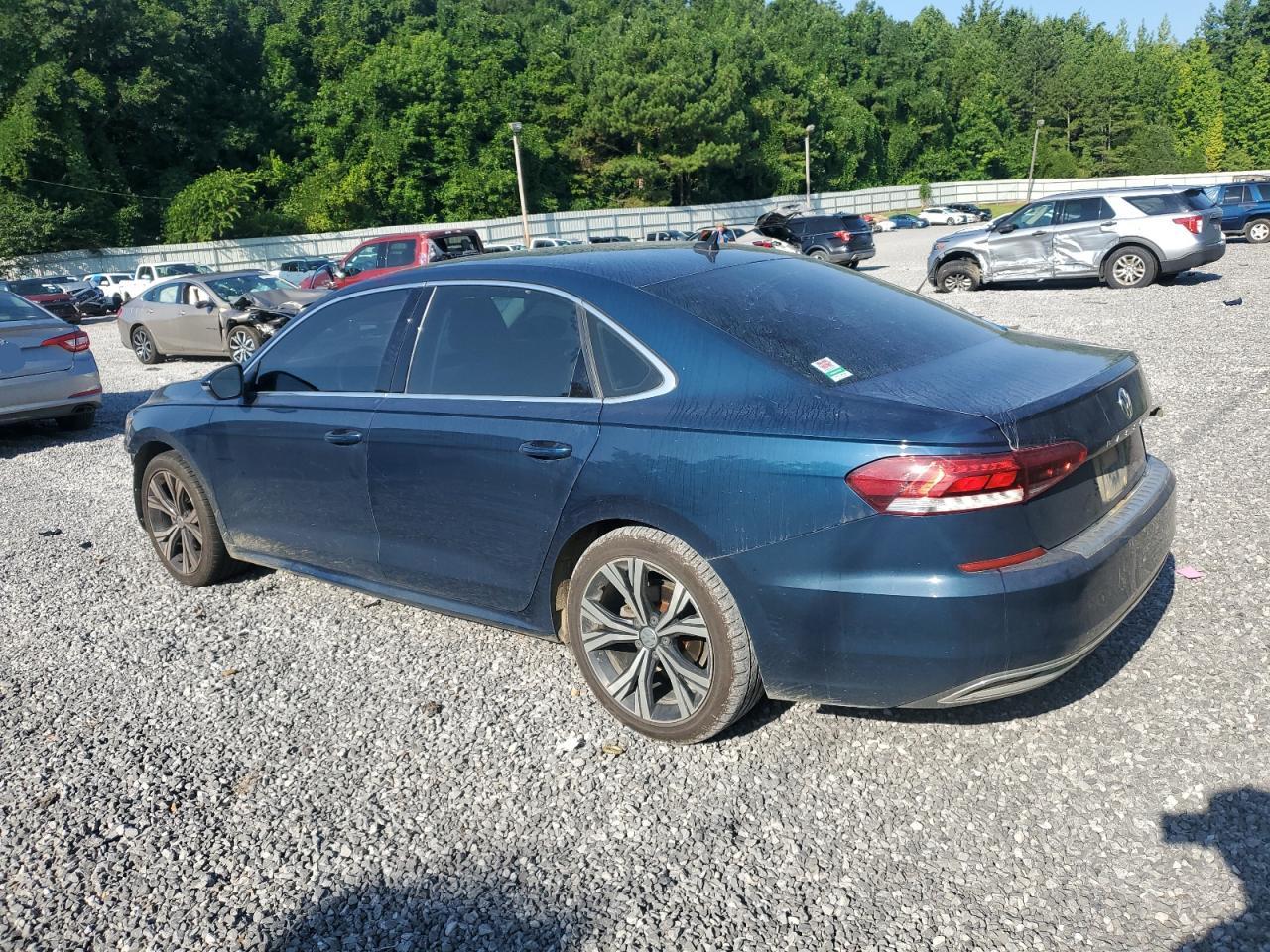 VOLKSWAGEN PASSAT SE