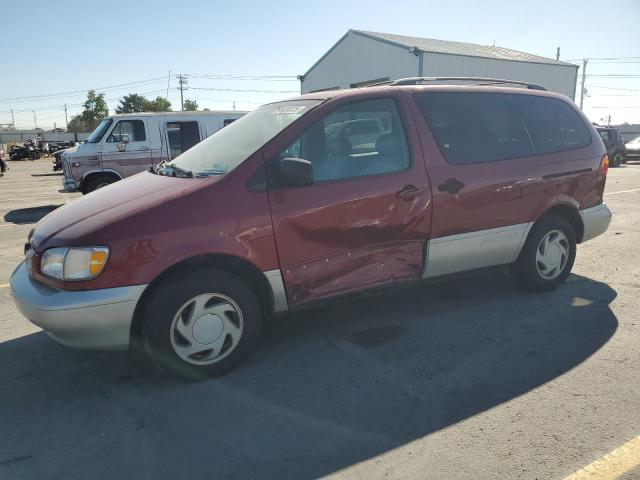 TOYOTA SIENNA LE
