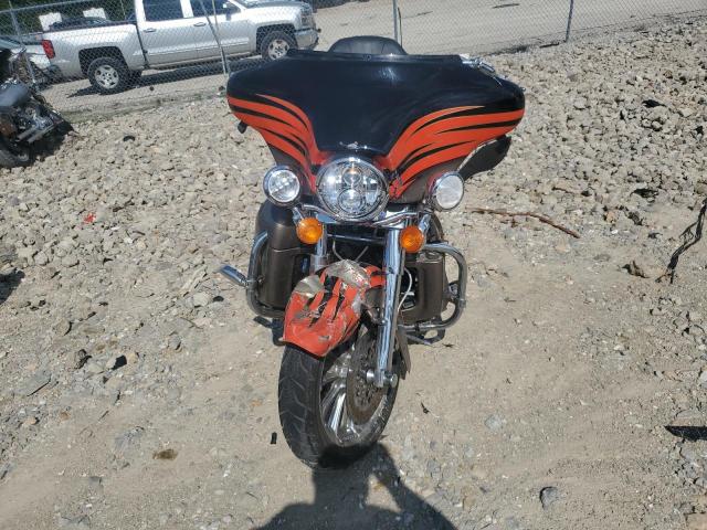 2009 HARLEY-DAVIDSON FLHTCU 1HD1FC4139Y663132