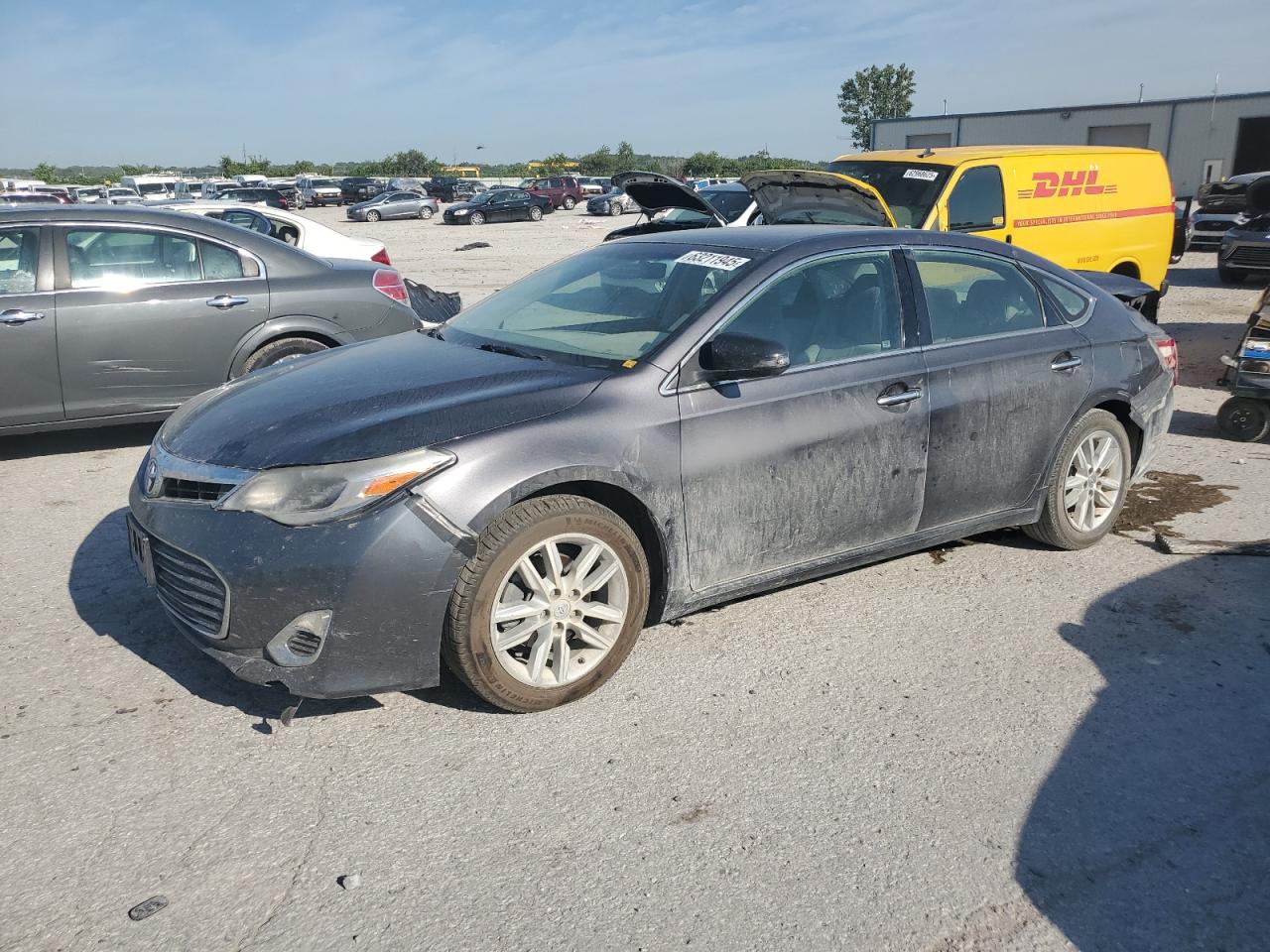 TOYOTA AVALON XLE
