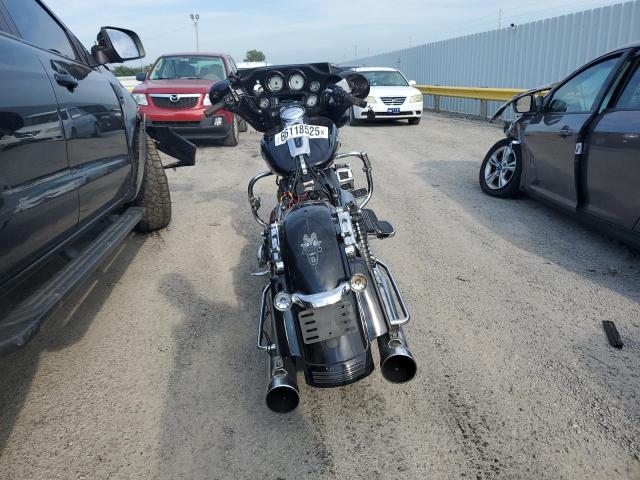 2011 HARLEY-DAVIDSON FLHX 1HD1KBM1XBB665636