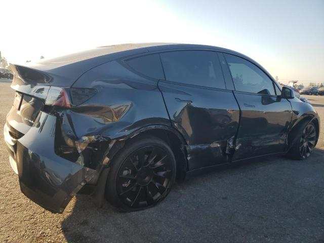 2024 TESLA MODEL Y 7SAYGDEE3RF066375