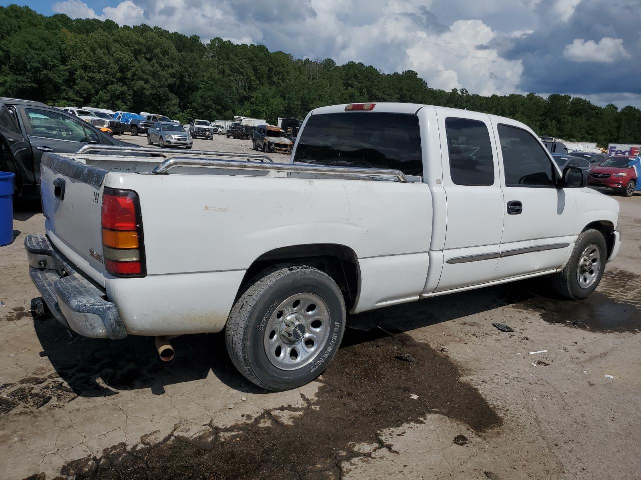 Lot #3240151033 2007 GMC NEW SIERRA
