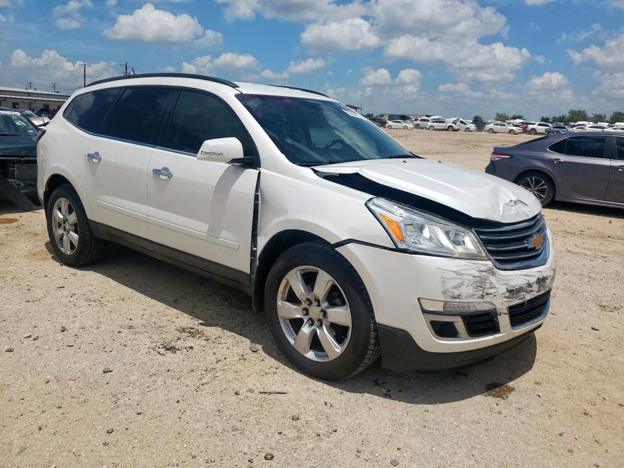 CHEVROLET TRAVERSE LT