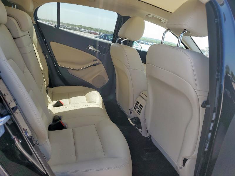 2018 MERCEDES-BENZ GLA 250 WDCTG4EB7JJ410049