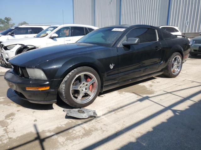 FORD MUSTANG GT