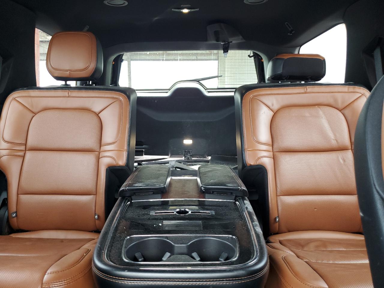 LINCOLN NAVIGATOR RESERVE