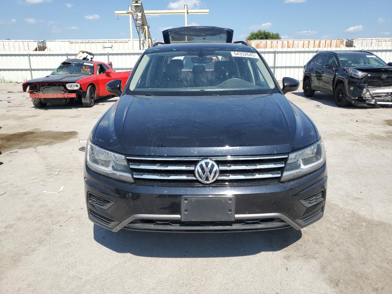 VOLKSWAGEN TIGUAN SE